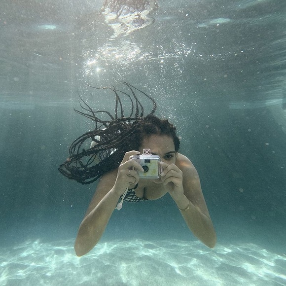 NWT 🌟 Host Pick🌟Sunnylife underwater camera - Picture 3 of 4